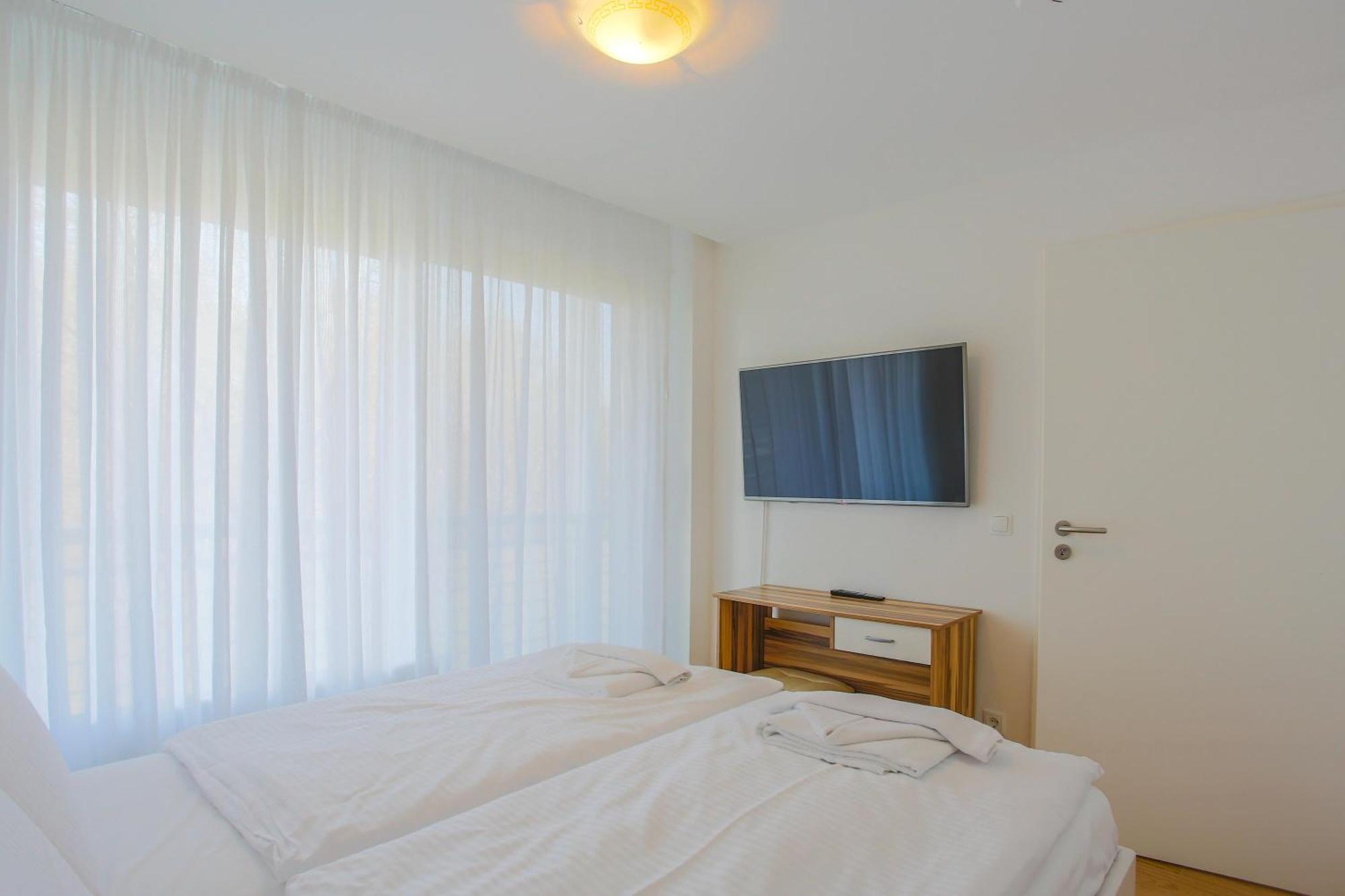 Apartment Sanddorn Direkt Hinter Den Duenen Dierhagen